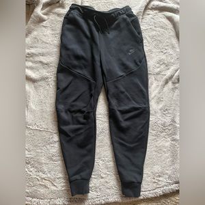 Nike Sportswear Tech Fleece-
Men's Joggers